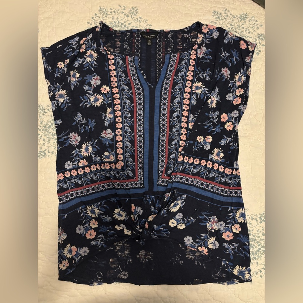 Lucky Brand Blue Cap Sleeve Graphic Blouse
